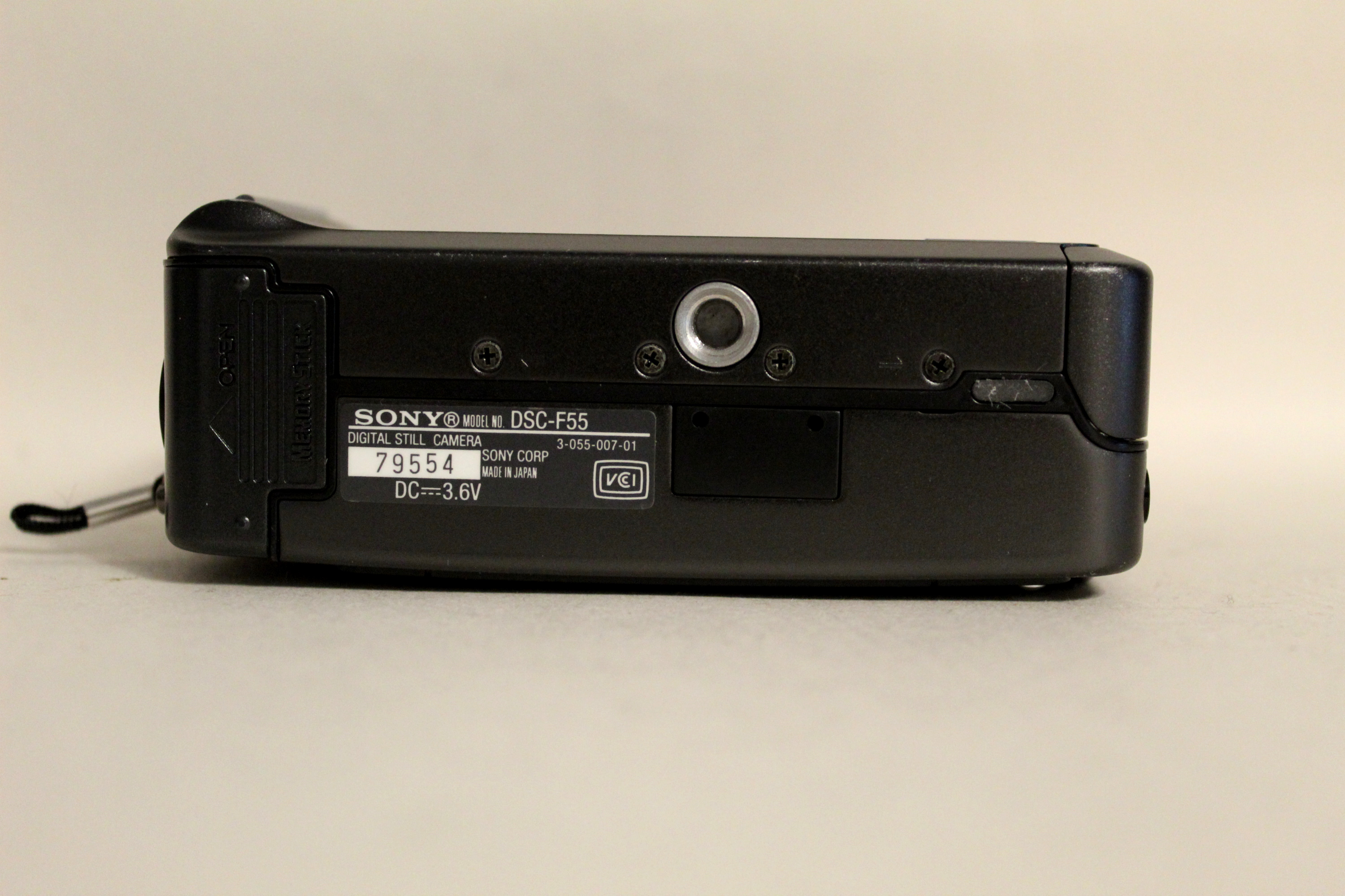 Sony DSC-F55